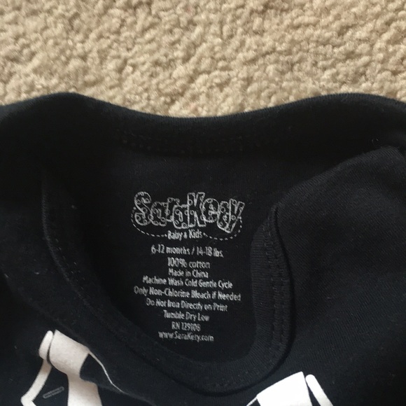 🌾 Tuxedo fooler onesie - Picture 4 of 5